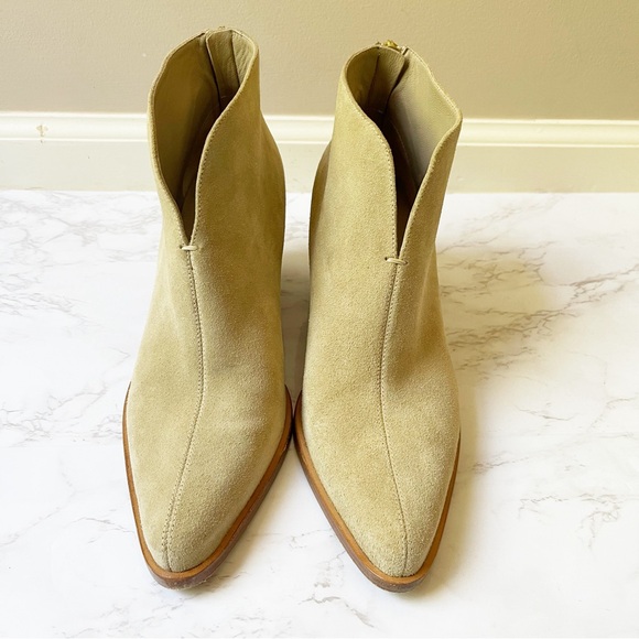Vince Havana Notch Suede Ankle Bootie Neutral Tan Pointed Toe Zip 8.5 - Picture 3 of 6